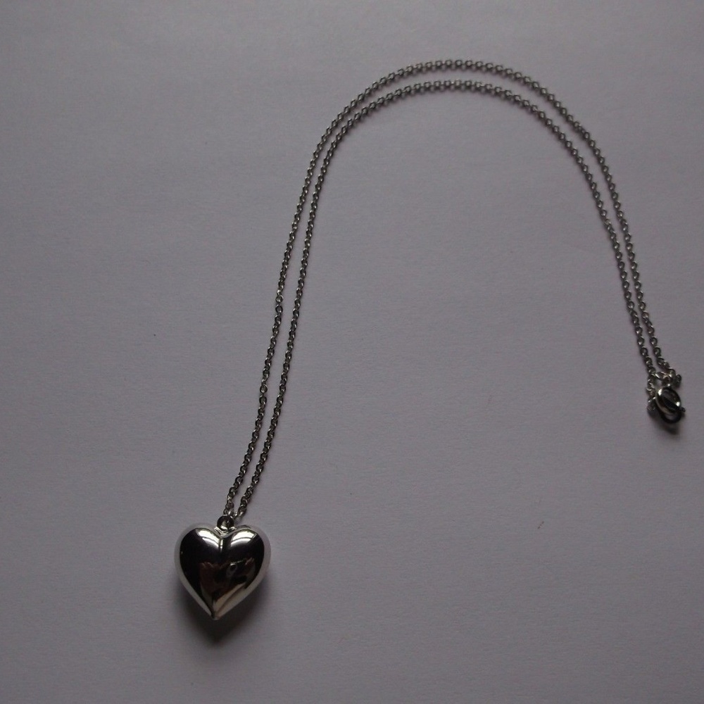 *Silver Tone Puffed Heart Pendant with 18" Chain